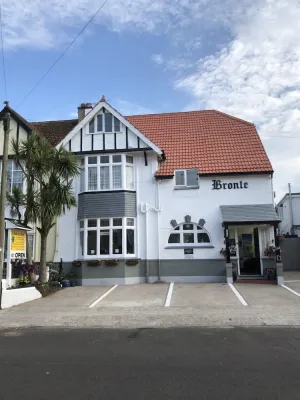 Image of Bronte Hotel - B&B