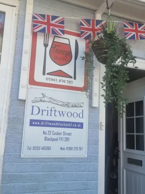 Image of Tracey's Driftwood