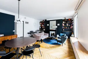 Image of Modernist Blues in Saint Germain