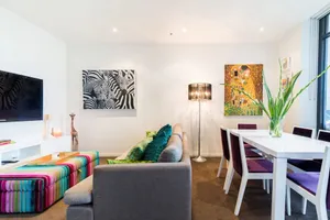 Image of Modern 1 Bedroom Apartment in Richmond