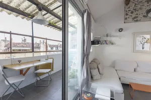 Image of Superb Bright Apartment