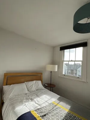 Image of Bright 1 Bedroom Apartment in Hackney Near Colombia Road