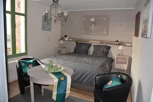 Image of L'hote Des Geants