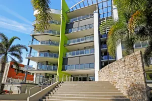 Image of City Centre Apartment with Mountain View