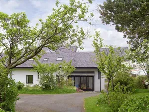 Image of Fron Goed