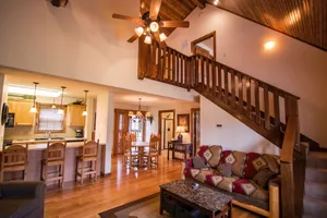Image of Nestled Inn Lodge 3 Bedroom Home by RedAwning