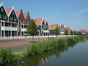 Image of Cozy holiday home in Volendam style on the Markermeer