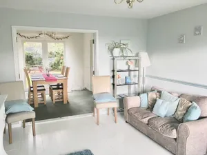 Image of Elegant 3-bed House w/ Garden