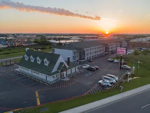 Image of The Crossroads Hotel and Suites Irving