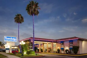 Image of Travelodge by Wyndham Orange County Airport/ Costa Mesa