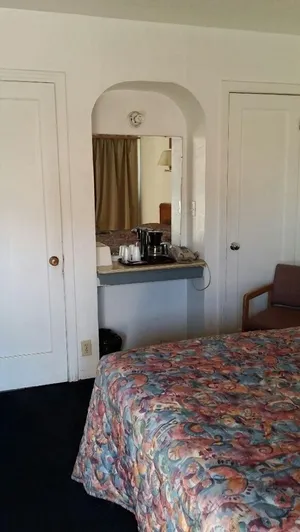 Image of San Joaquin Motel