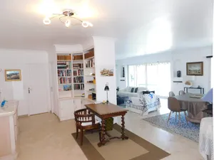 Image of Superbe appartement T3 à 2km centre Cannes