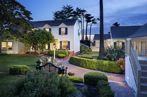 Image of Colonial Terrace
