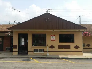 Image of Miami Inn & Suites