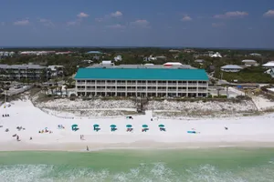 Image of Crystal Sands Condos Free Beach Rentals Mar-Oct