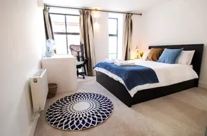 Image of The New52 Oxford by 360Stays - Bespoke 2 Bed Luxury Apartment in the Heart of Oxford City Centre with Parking
