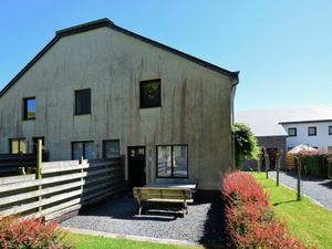 Image of Small, Simple and Cheaply Priced, Terraced House With its own Outdoor Seating
