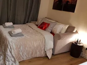 Image of Classic Apartment in Leeds Near Roundhay Park