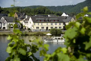Image of Hotel zum Moselstrand