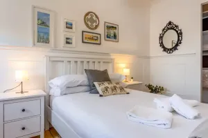 Image of Brand New 1 Bedroom Apartment Right Beside Arthur's Seat