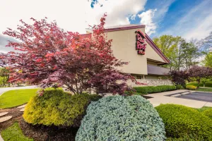 Image of Red Roof Inn Cincinnati Northeast - Blue Ash