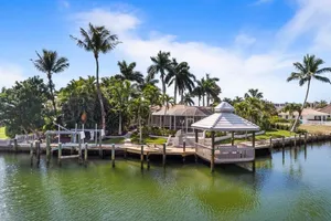 Image of Barcelona Ct. 483, Marco Island Vacation Rental 5 Bedroom Home by Redawning