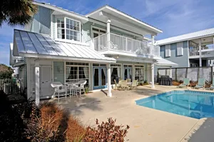 Image of Crystal Beachin' - 1942431
