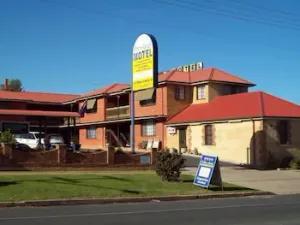 Image of Poet's Recall Motel