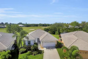 Image of Falcons Glen Home #12950