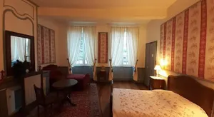 Image of Le Consulat