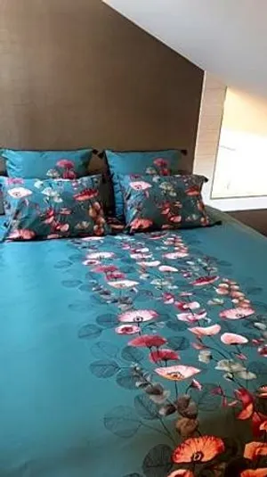 Image of Blue Lagoon Suites & Spas Piscine Montauban