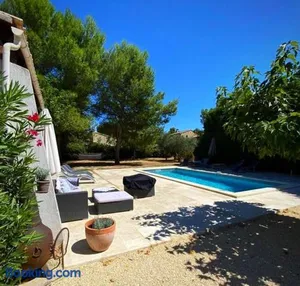 Image of Beautiful Villa Molleges South of France Provence Sleeps 13