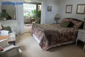 Image of Accommodation - Tamborine Mountain