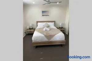 Image of Modern Luxury 3 Bedroom Townhouse