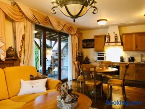 Image of Golden GaPa Family Apartment 23