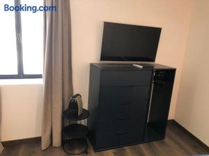 Image of Une chambre privee a Chartres