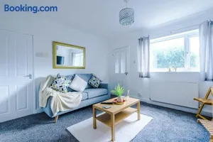 Image of Oxford Fields Apartment