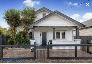 Image of Cottage on McCrae When location matters