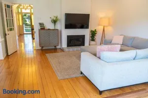 Image of Woonona beach escape