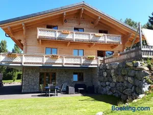 Image of Joli studio meuble de 38m2 dans chalet construit en 2016