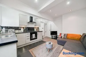 Image of Stunning Cambridge Duplex
