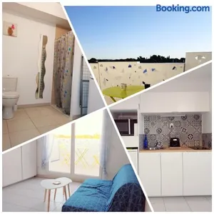 Image of Studio classe 1 etoile terrasse et Parking axe Montpellier Palavas les Flots proche tramway