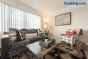 Image of Spacious Modern 2BR- Near SeaWorld & Mission Beach
