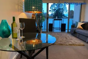 Image of Luxe 1BR Executive Apartment Yarralumla Views Wine WiFi Netflix Secure Parking Canberra