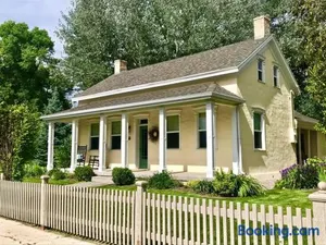 Image of Hollyhock House