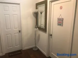 Image of Guest room in SF Bay