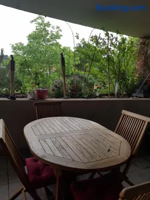 Image of Appartement proche Aix en Provence avec piscine