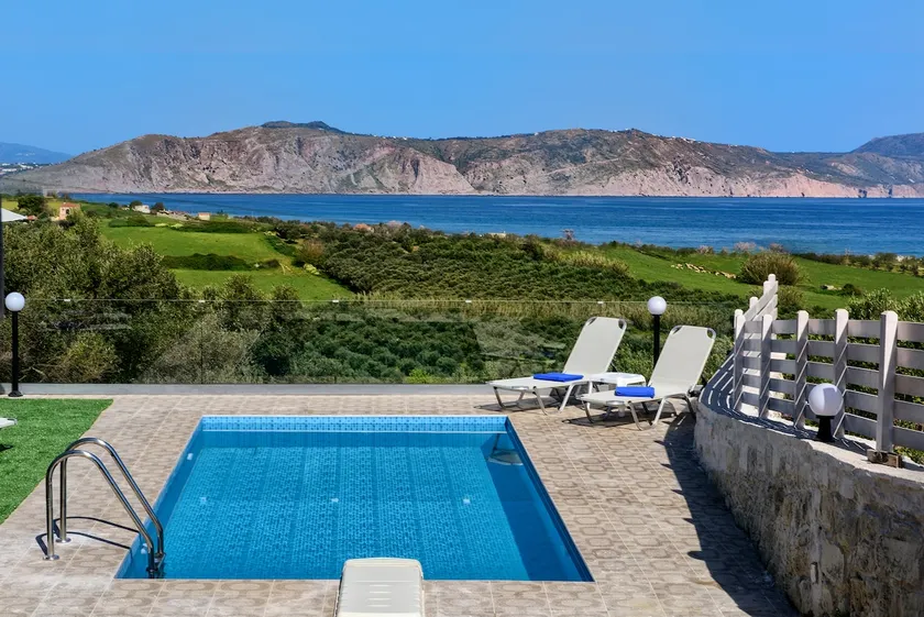 Nereid Villa! Vues sur la mer, piscine chauffée privée et jacuzzi chauffé extérieur! - Image 1