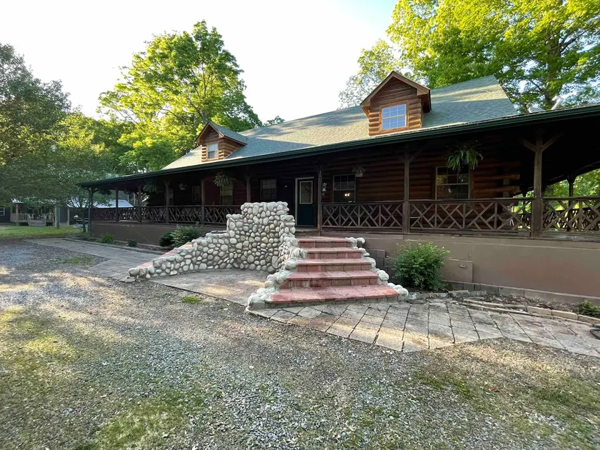 The Retreat on the River @ Ramsey Landing w/ dock - Image 1