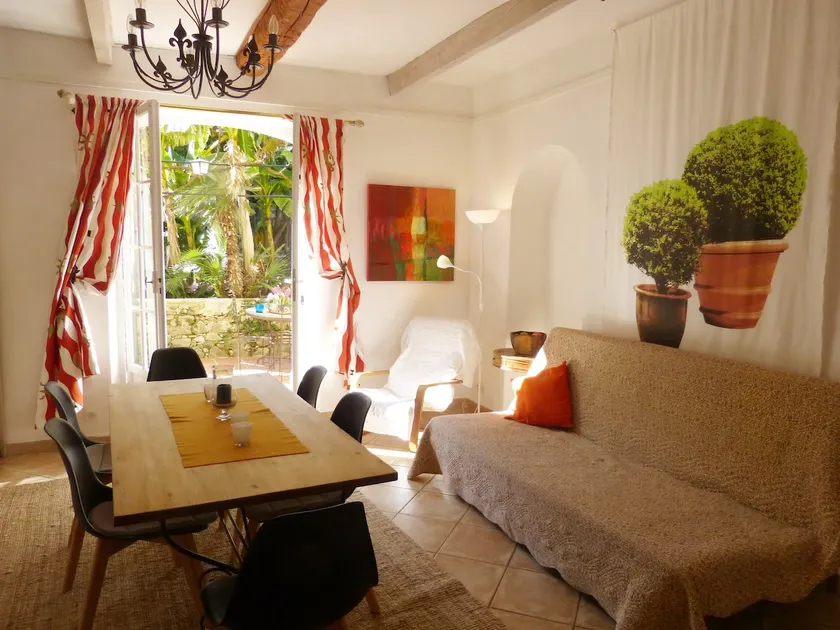 50m2 IDYLLE in VILLA, mediteraner Garten, Parking - Image 1
